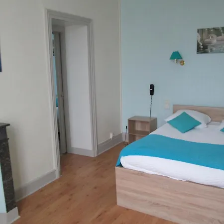 Logis Beausejour 2*