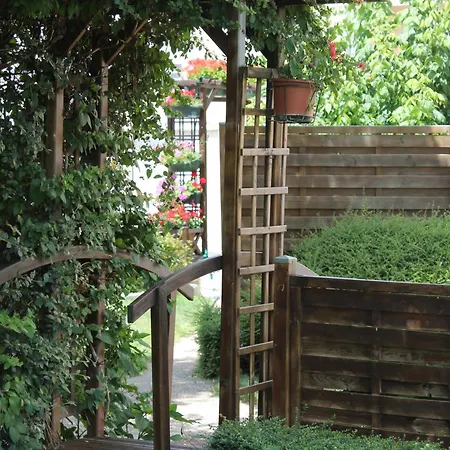 Logis Beausejour Hotel 2*