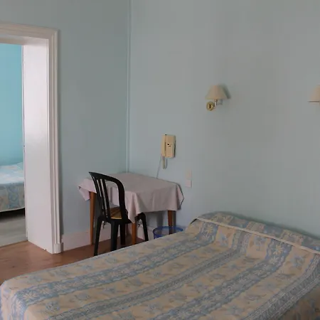 Hotel Logis Beausejour 2*