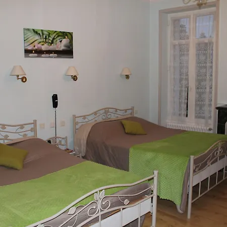 Logis Beausejour Otel