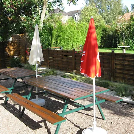 Hotel Logis Beausejour