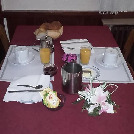 Hotel Logis Beausejour