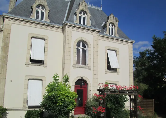 Logis Beausejour Hotel