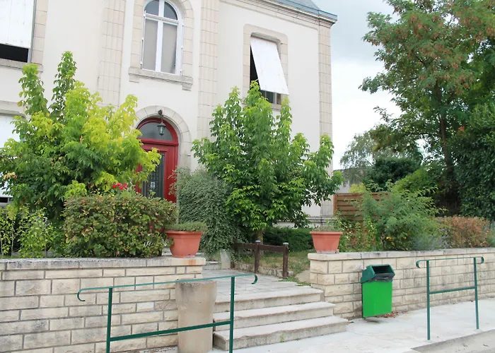 Hotel Logis Beausejour