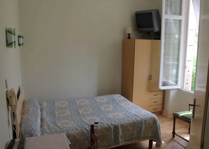 Отель Logis Beausejour